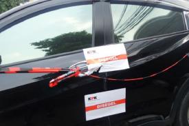 KPK Temukan Sejumlah Mobil Mewah di Garasi Rumah Milik Bupati HST