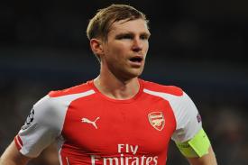 Per Mertesacker : &quot;Gaya Permainannya Sangat Memukau dan Juga Mahir Mencetak Gol&quot;