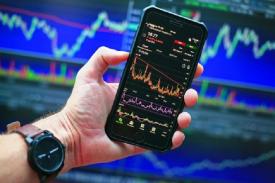 Gambar Artikel Tips Mudah Bermain Trading di Binomo
