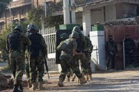 Pasukan Taliban Serang Universitas di Pakistan