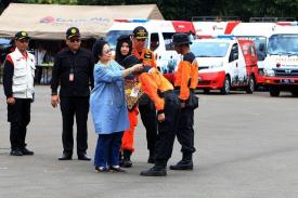 Gambar Artikel Mega Minta Kadernya Tanggap dan jadi yang Pertama Tampil Bantu Korban Bencana Alam