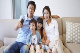 Gambar Artikel 6 Cara Memperbaiki Postur Tubuh Akibat Terlalu Lama Nonton Televisi
