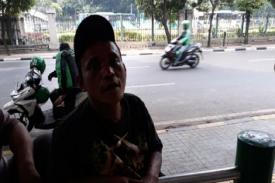 Mobil Goyang Depan Tambal Ban itu Ternyata...