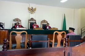 Sidang Kasus Korupsi Rektor IAIN Pontianak Berlangsung Panas