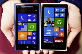 Tahun Baru : WhatsApp Hilang dari BB dan Windows Phone