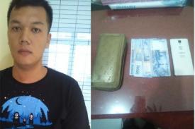 Gambar Artikel Liat Dompet Besar Milik Ibu-Ibu di Taruh di Dashboard Motor, Pemuda Ini Tertarik untuk Ambil Dompetnya