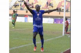 PSPS Riau Hajar Mojokerto Putra Skor 3-1