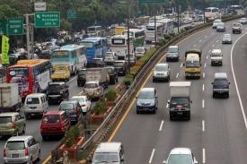 Gambar Artikel Tol Jakarta-Cikampek Macet Menuju Rest Area Dini Hari Ini
