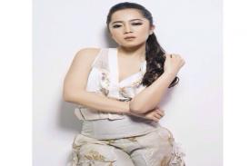 Gambar Artikel Karina Salim Perindah Bentuk Paha dengan Rutin Olahraga