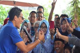 Gambar Artikel Sandiaga Uno : &quot;2019 Emak-emak Bahagia, Bapak-bapak Sejahtera, Milenial Happy&quot;