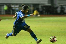 Billy Keraf masih belum tau Nasibnya di Persib Bandung