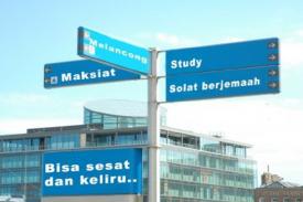 Ambil atau Lepaskan Saja Petunjuk Itu?