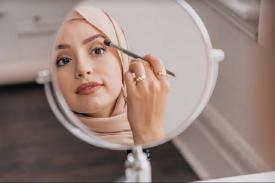 Gambar Artikel Tips Makeup Cepat Kalau Sedang Buru-Buru