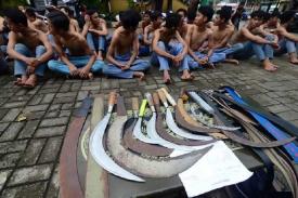 Gambar Artikel Siswa SMK Dibacok, DPRD JKT Cabut Kartu Jakarta Pintar untuk Siswa Tawuran