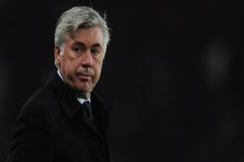 Carlo Ancelotti : &quot;AC Milan Dapat Melakukannya. Tapi Mereka Punya Banyak Pesaing&quot;