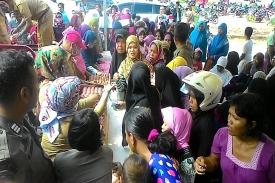 Gambar Artikel Peringatan HUT BPJS Ketenagakerjaan ke-40, Pemkot Batam Selenggarakan Pasar Sembako Murah