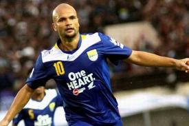 Sergio Van Dijk belum ada Niatan untuk Pindah dari Persib Bandung