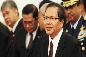 Jokowi Persilahkan Para Politikus Oposisi Adu Argumen dengan Sri Mulyani Perkara Hutang Negara