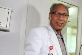 Gambar Artikel Dokter yang Mengobati Penyakitnya, Justru Ditetapkan sebagai Tersangka Kasus Setnov