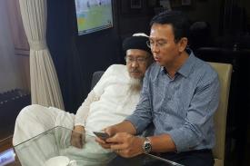 Kakak Angkat Ahok Laporkan Kerusakan Mobilnya ke Polres Jaksel