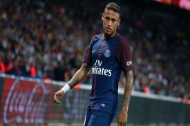 Jadi Pemain Termahal, Neymar Bebas Tentukan Kapan Maen Bela Timnya