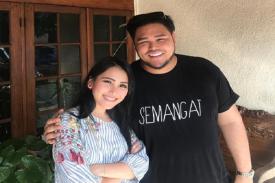 Ayu Ting Ting dan Ivan Gunawan Makin Lengket.. Benarkah akan Tunangan Bulan Maret 2018 Nanti..