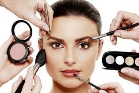 Ladies, Selain Pemakaian Make-up, Kanker Kulit juga Bisa Muncul Karena Faktor Berikut