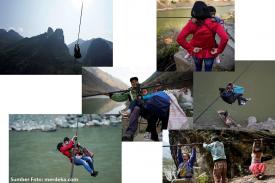 Ekstrem: Warga China Ini Terbiasa Menyeberangi Sungai Nu dengan Zipline