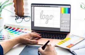 Tips Memilih Jasa Buat Logo yang Mengerti Karakter Brand Kamu