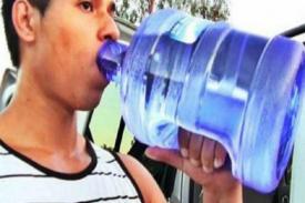 Hati-hati, Minum Air Berlebihan Dapat Membahayakan Otak
