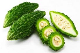Buah Pare: Jelek dan Pahit, tapi Bisa Membuat Anda Cantik