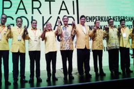 Luhut: Golkar Harus Bangkit, Hapus Kubu yang Buat Golkar Tak Kompak