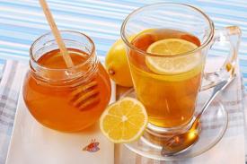 Minum Perasan Air Lemon untuk Tubuh Tetap Fit dan Tidak Loyo 