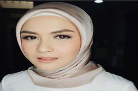 Gambar Artikel Nonton DVD di Rumah, Me Time-nya Meitha Thamrin untuk Usir Rasa Jenuh